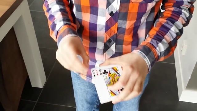 52 Shades of Red: Vanishing Card by Shin Lim смотреть онлайн