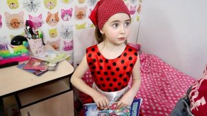 Рыжая приехала С ДЕРЕВНИ , она не та ЗА КОГО СЕБЯ ВЫДАЕТ !