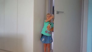 София И ПЫЛЕСОС. Софунья Шалунья