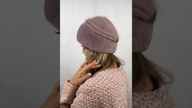 Шапка из ангоры с отворотом из эко-меха (Арт. ДВ S 07023ШАПКА С ОТВОРОТОМ БАЛАЖАН) смотреть онлайн