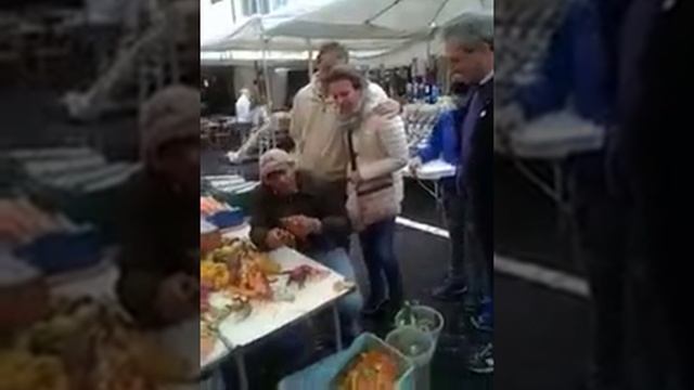 Piazza Campo De' fiori смотреть онлайн