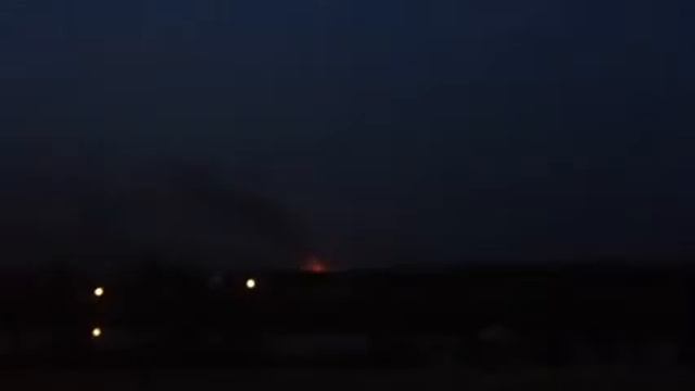 За рекой горит лес смотреть онлайн