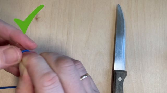Как зачистить провод при помощи обычного ножа? смотреть онлайн