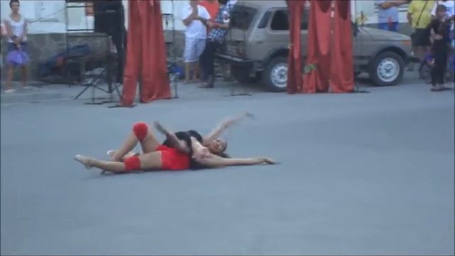 У Гезлевских ворот. 28 июня 2013 г. смотреть онлайн