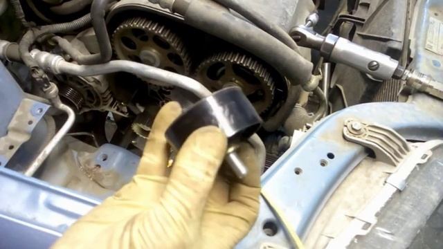 ЗАМЕНА РЕМНЯ ГРМ ШЕВРОЛЕ АВЕО И ЛАЧЕТТИ. REPLACING A BELT OF A TIME BELT CHEVROLET AVEO AND LACETTI смотреть онлайн