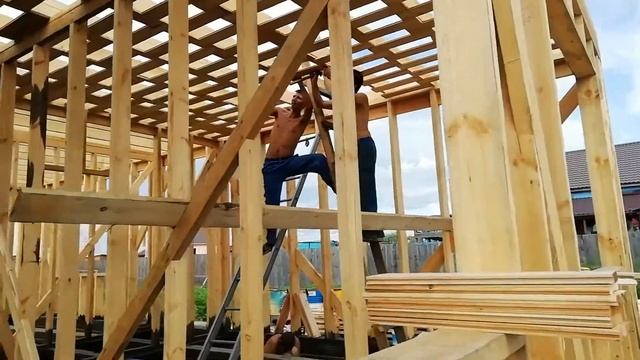 Каркасник. Потолок дешево. Стройка Ромы, день 5 смотреть онлайн