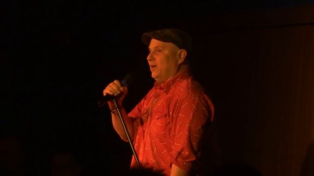 Bobcat Goldthwait Plane Scare Clip #1@Harrisburg PA Hardware Bar 12/7/12