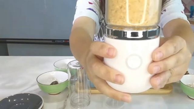 How to use the mini blender to grind the dried beans --- GN-A04 смотреть онлайн
