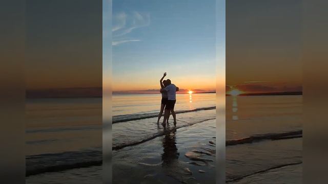 13.08.2022 Бачата вечеринка на пляже в Сестрорецке смотреть онлайн