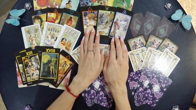 Гадание на Таро: Стоит ли делать первый шаг самой? Как он отреагирует?? смотреть онлайн