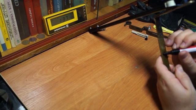 СВОИМИ РУКАМИ! Штатив ИЗ ХЛАМА для вертикальной съемки видео ЛЕГКО И ПРОСТО, справится КАЖДЫЙ смотреть онлайн