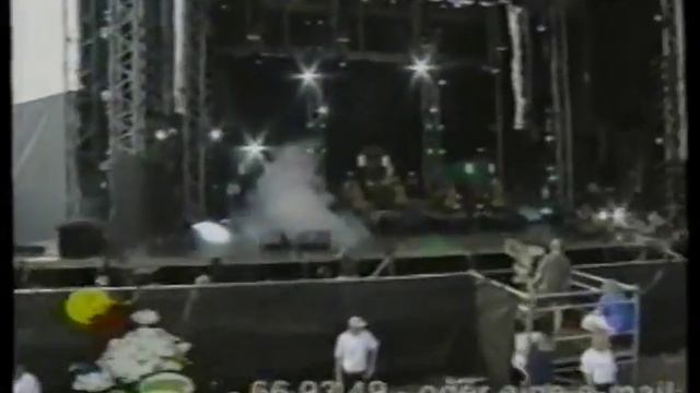 APOCALYPTICA - BIZZARRE FEST GERMANY 8/18/01 смотреть онлайн