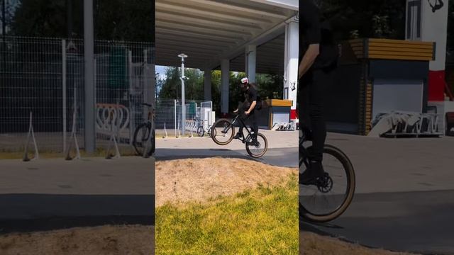 Fly #bmx #bike #велоспорт #велошкола #russia #дети #fun #style #like #mtb #рекомендации #школа #1k смотреть онлайн
