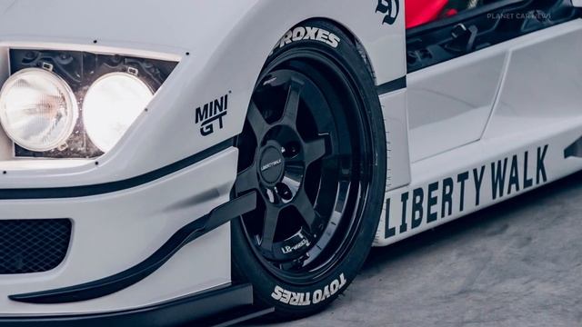 The BABY Ferrari F40 | Liberty Walk LB40 AZ-1 смотреть онлайн