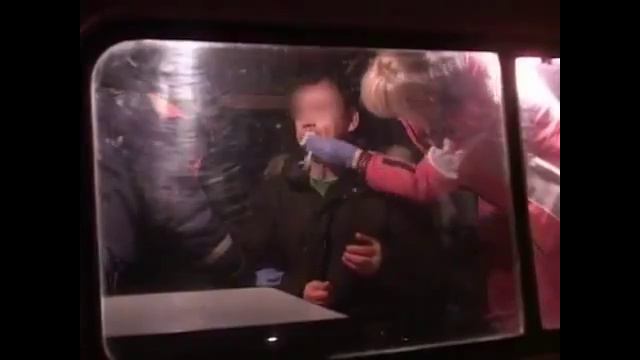 Водитель схавал свои права))) смотреть онлайн