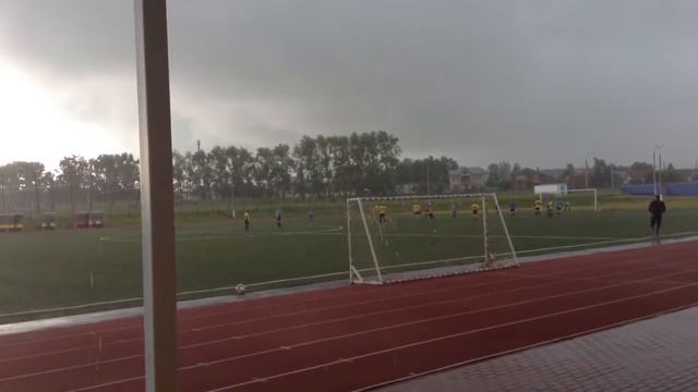 Пенальти под дождем. Цивиль-Заря 1:2 Ветераны 40+. 2.07.17 смотреть онлайн