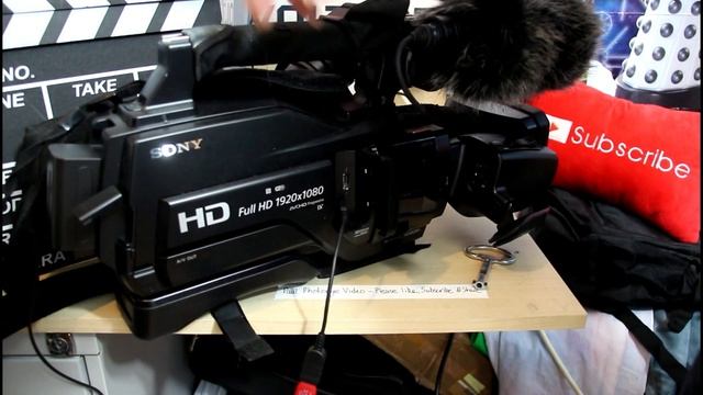 Sony HXR-MC2500 - How To Down Load Internal Memory Part 2 - USB Flash Drive