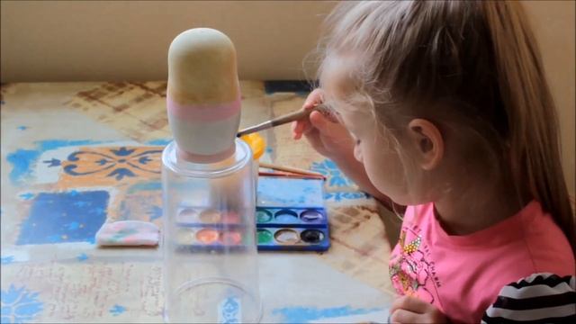 РАСКРАШИВАЕМ матрешку ДЕТСКИЙ мастер-класс роспись МАТРЕШКИ смотреть онлайн