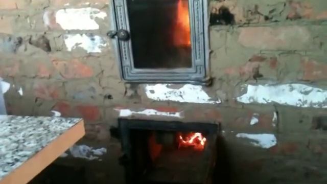 Новая печь из старого кирпича. Первая растопка. смотреть онлайн