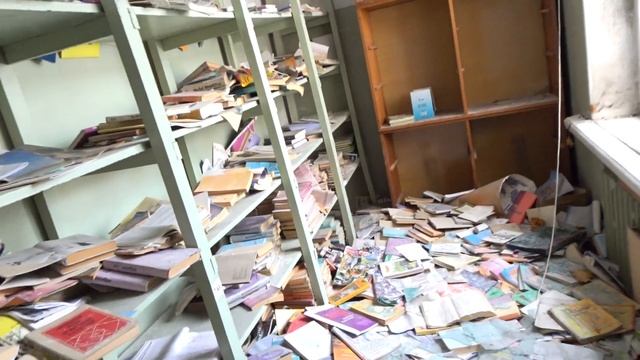 Заброшенная 7 основная школа города Даугавпилс ( Латвия ). смотреть онлайн