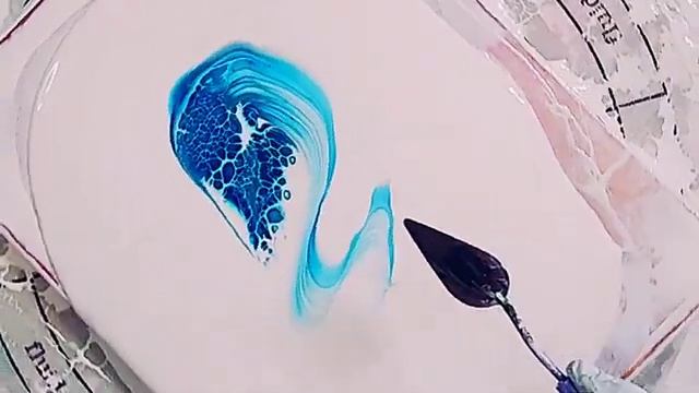 'Laneira' Gorgeous Minimalistic Swipe #fluidart #abstractart #tlp #acrylicpouring смотреть онлайн