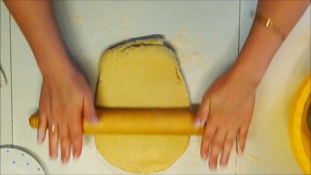 Как приготовить СКОНЫ С НЕКТАРИНАМИ смотреть онлайн