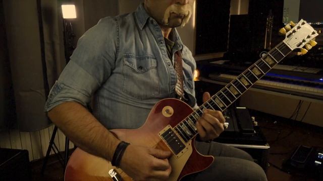 Fractal FM3 vs Line6 Helix - Hotel California Guitar Solo смотреть онлайн