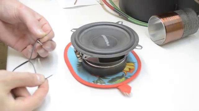 как определить полярность динамика при подключении к автомаогнитоле смотреть онлайн