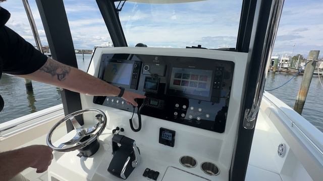 2023 Aquila 28 Molokai Boat For Sale at MarineMax Kent Island, MD смотреть онлайн