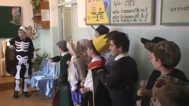 СОШ ст. Карланюрт Внекл. занятие в 4а классе "Вовка в тридевятом царстве" 02. 12.2016 смотреть онлайн