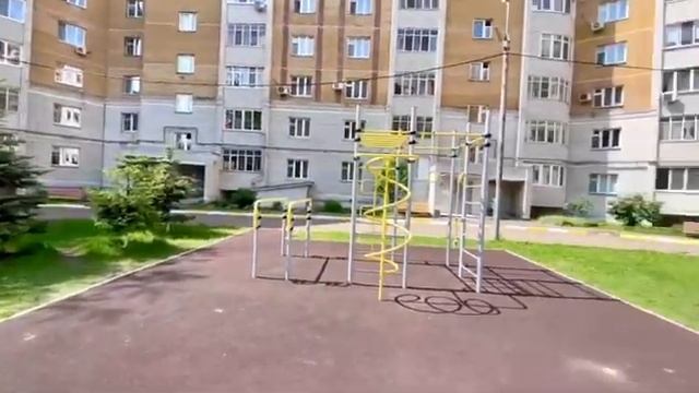 Уютный двор в Казани по ул. Чуйкова 59Г