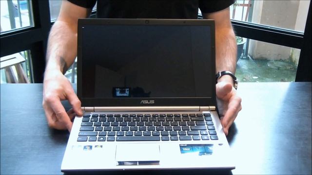 ASUS U46Sv Notebook Hands-on Review смотреть онлайн