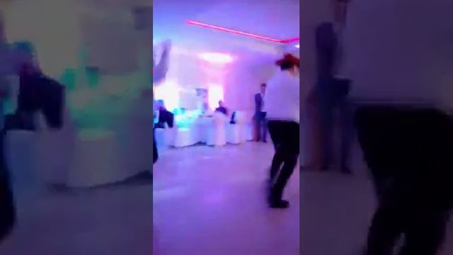Конкурс на свадьбе "Ковбои и индейцы" смотреть онлайн