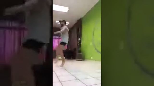 Дядя Петя 😂 смотреть онлайн