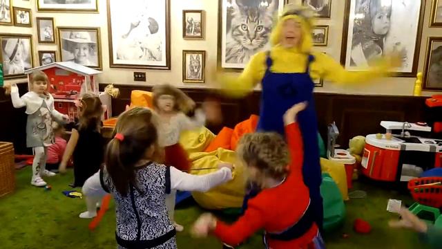 Полине 5лет Банана-пати смотреть онлайн