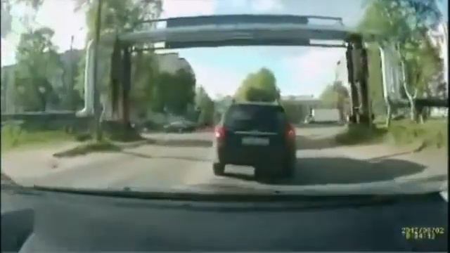Верблюд убежал из зоопарка . смотреть онлайн