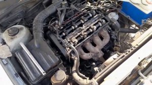 Вот как запустить двигатель если заливает свечи.