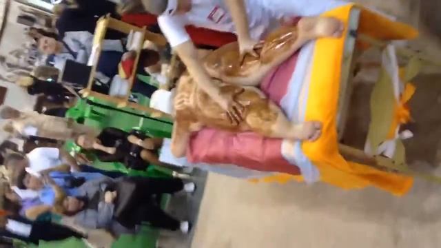 Массаж Пышной Женщины смотреть онлайн