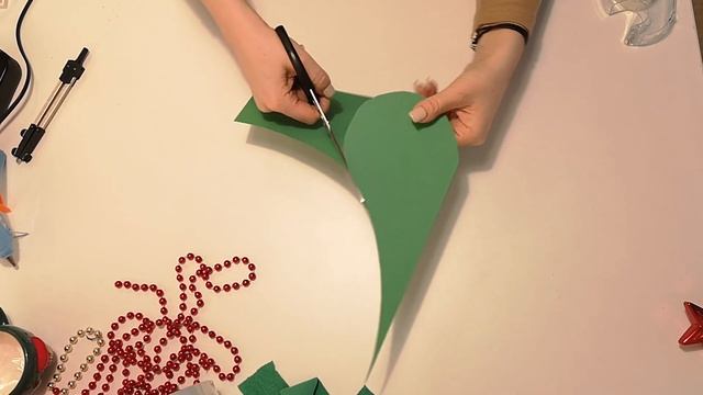 DIY:Как сделать елку своими руками.Поделка из старых вещей.Cristmas tree.Handmade. смотреть онлайн