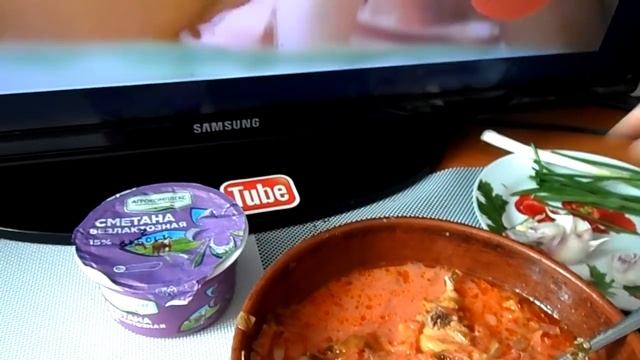 ОБЖОР | MUKBANG | ДОМАШНИЙ КУБАНСКИЙ БОРЩ ИЗ МОЛОДОЙ КАПУСТЫ СО СМЕТАНОЙ | ЧЕСНОК | ЗЕЛЁНЫЙ ЛУК смотреть онлайн