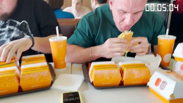 ЗАРУБА НА БИГ ХИТах. Фудчеллендж. Мукбанг. Вкусно и точка. 8000 ккал за 10 минут смотреть онлайн