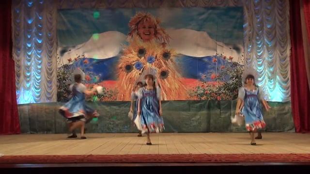 'Ромашка' детский танцевальный кружок 'Ласточки' Иванихинский СДК смотреть онлайн