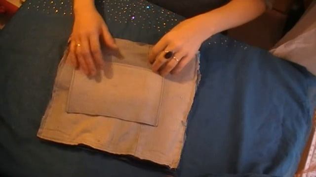 Декор своими руками. Подушка Синии полосы на диван из старой вязанной крючком сумки смотреть онлайн