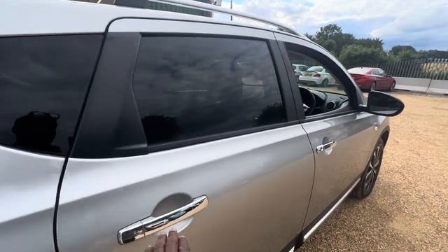 2011 NISSAN QASHQAI 2.0L TEKNA смотреть онлайн