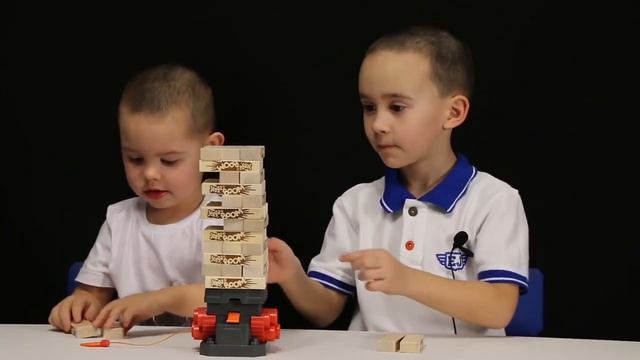 Игрушки для детей. Jenga Boom от Hasbro. Настольные игры для детей смотреть онлайн