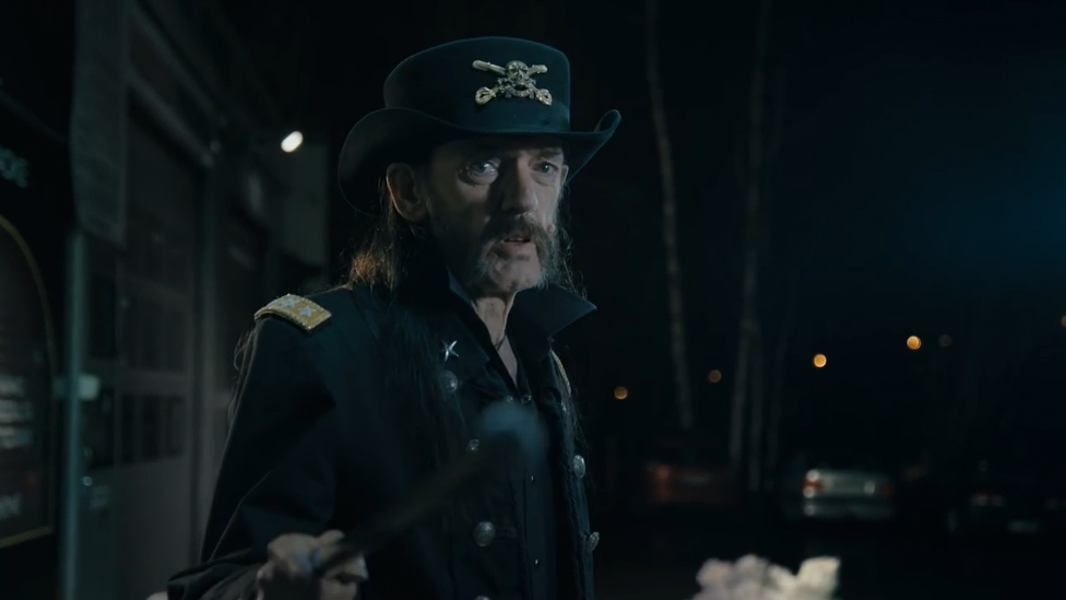 Последняя реклама вокалиста Motörhead Лемми Килмистера смотреть онлайн