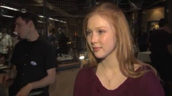 Molly C. Quinn on co-star Nathan Fillion