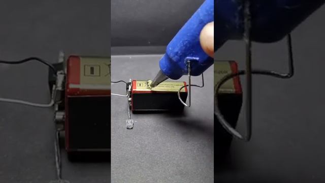DIY İR Remote Control Without any IC #shorts #zaferyildiz #short #electronics #vira смотреть онлайн