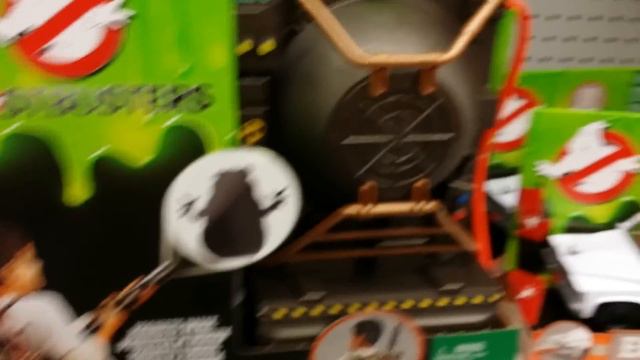 Toys R Us Toy Hunt смотреть онлайн