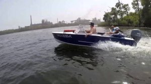 Катание на лодке ПРОГРЕСС 2 Ямаха 50 , ПРОГРЕСС 4 Сузука 30 (Лодки после реставрации ) Видео обзор